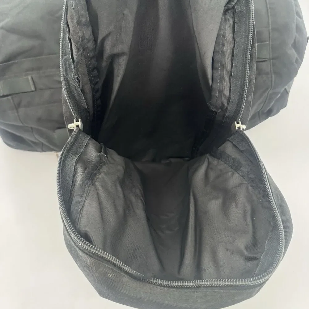 Vintage Mountain Equipment Inc. Convertible Travel Duffle Bag / Backpack USA MEI